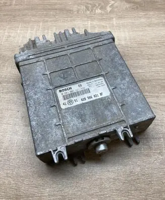 Volkswagen Golf III Engine control unit/module ECU 028906021BF 0281001421