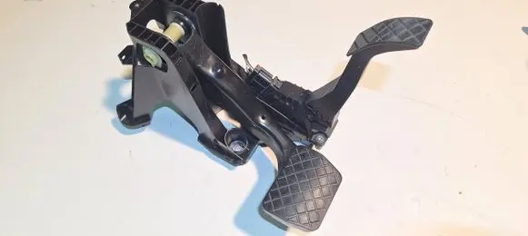 Skoda Superb B8 (3V) Accelerator throttle pedal 5Q1723503H 6PV01062111 201115065660