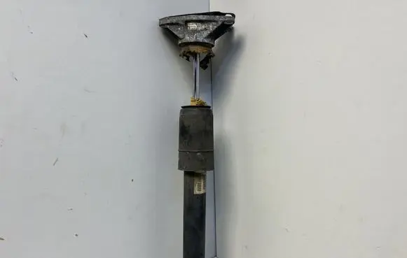 BMW 4 F32 F33 Rear shock absorber/damper 6883335 6850915