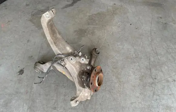 BMW 5 F10 F11 Front wheel hub spindle knuckle