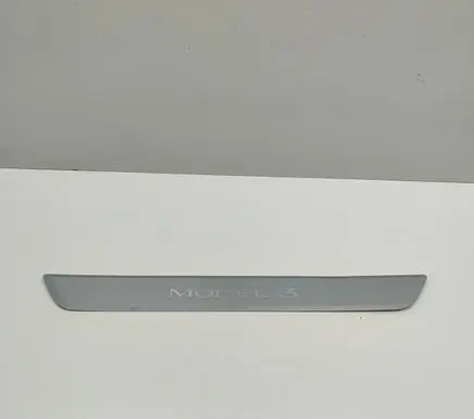 Tesla Model 3 (A) pillar trim 109084400C