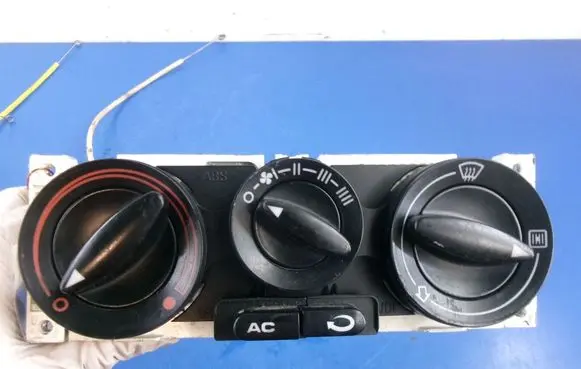 Seat Leon (1M) Climate control unit 1M0820045A