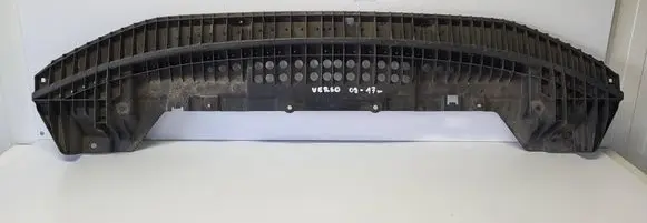 Toyota Verso Front bumper skid plate/under tray 526180F010