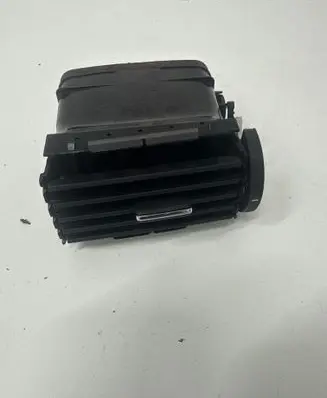 Toyota Avensis T250 Dash center air vent grill TSM5512G