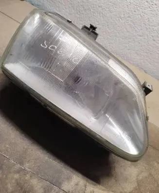 Renault Scenic I Headlight/headlamp E24706 2HCR17