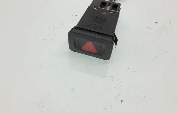 Volkswagen Golf IV Hazard light switch 1J0953235D 1J0953235H 1J0953235J