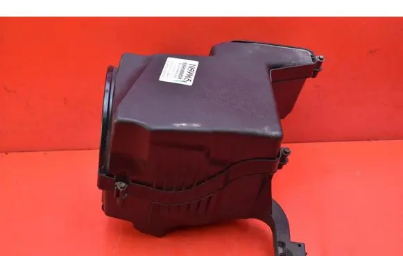 Volvo V40 Air filter box 