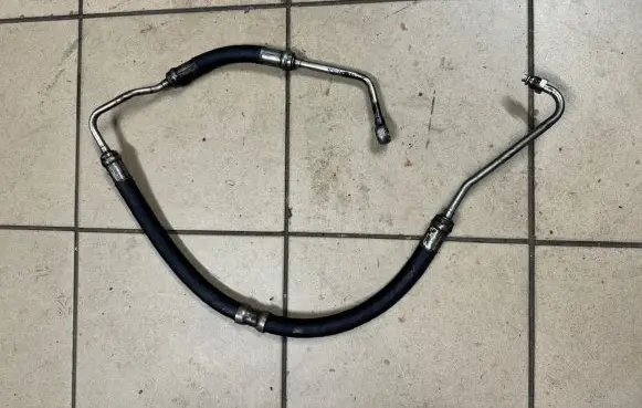 BMW 5 E39 Power steering hose/pipe/line 1096053