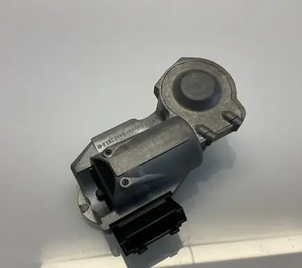 Mercedes-Benz E W211 Steering wheel lock A2034621130 9008354720401101 2034621130