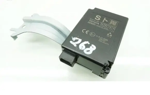 Lexus RX 450H Other control units/modules 8976048150