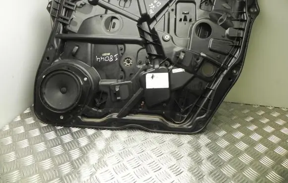 Mercedes-Benz ML W166 Front door window regulator with motor 924702109 I8044