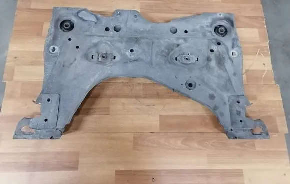 Renault Clio III Front subframe 8200766085