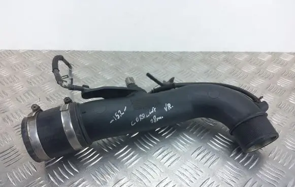 Toyota Corolla Verso AR10 Intercooler hose/pipe 173620R011