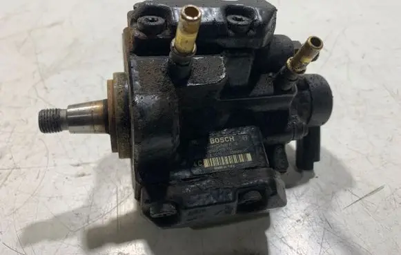 Citroen Xsara Picasso Fuel injection high pressure pump 0445010132