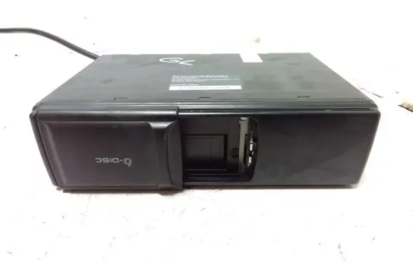 Volkswagen Touareg I CD/DVD changer 1J6035111