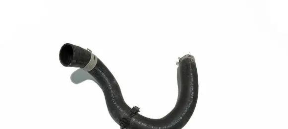 Engine coolant pipe/hose