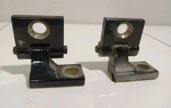 Audi A2 Front door hinge set 