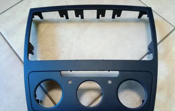 Skoda Yeti (5L) Radio/GPS head unit trim 5L0858069G NE68420