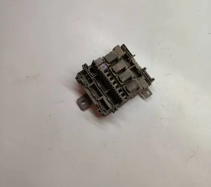 Honda Legend Fuse module KA0C57Z061225 KA0C57Z 061225