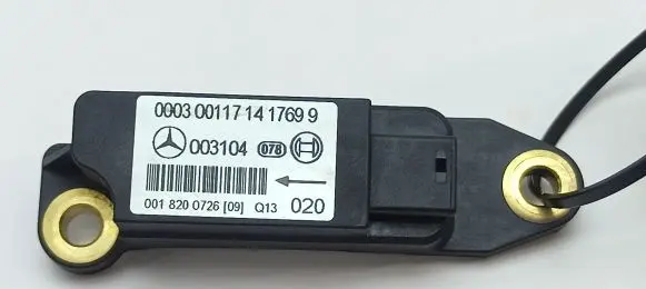 Mercedes-Benz CLK A208 C208 Airbag deployment crash/impact sensor 0018200726 003104