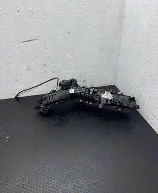 BMW 3 F30 F35 F31 Intake manifold 8513655 8570791