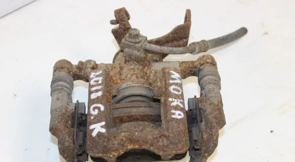 Opel Mokka X Rear brake caliper