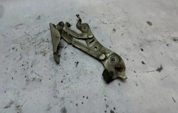 Volvo S60 Loading door hinge set 
