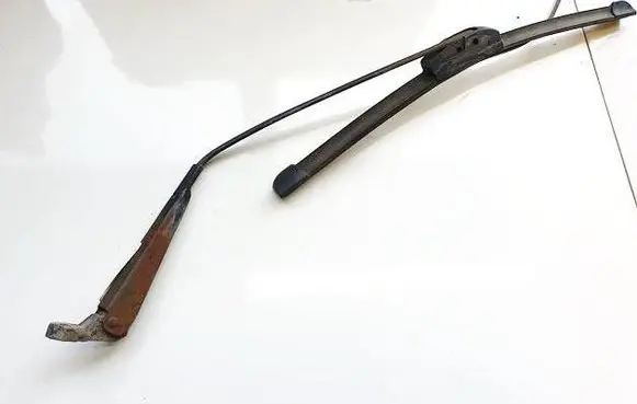 Opel Zafira A Rear wiper blade arm 