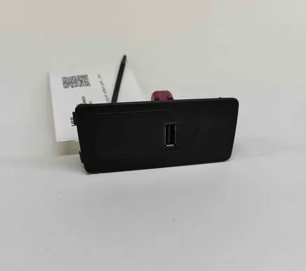Volvo XC90 USB socket connector 31497152 31389705