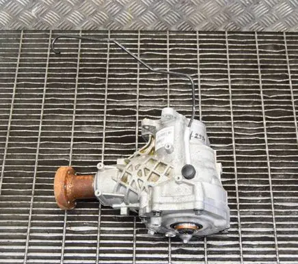 Jaguar E-Pace Gearbox transfer box case EJ327L486AC