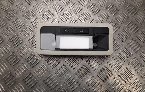 Lexus ES VII XZ10 Other interior light TKMA13346