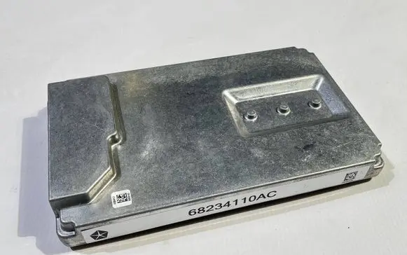 Dodge Challenger Sound amplifier 68234110AC