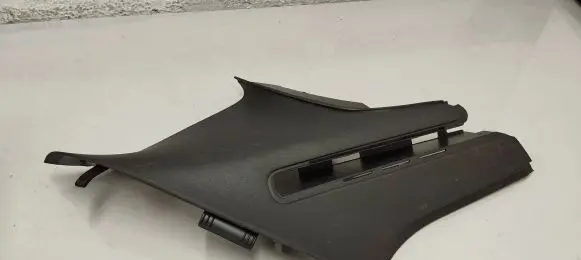 Volvo XC60 (D)pillar trim (top) 31425703