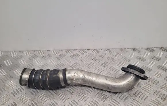BMW 3 E90 E91 Intercooler hose/pipe