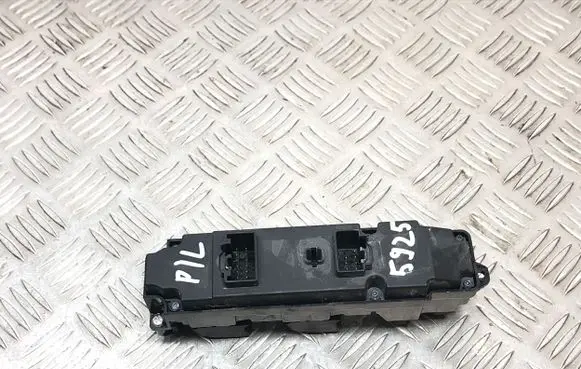Mazda 6 Electric window control switch 03124400 03052008K1827
