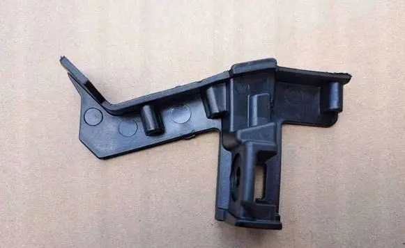 Hyundai Tucson TL Front bumper mounting bracket 86577D7000