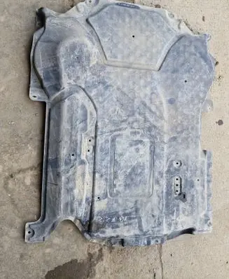 Mercedes-Benz E W212 Engine splash shield/under tray A2125205923