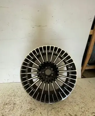 Mercedes-Benz EQC R21 alloy rim A2934011100
