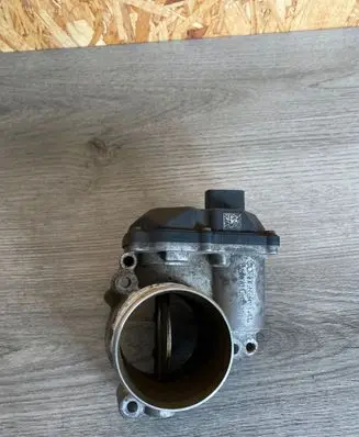 Volkswagen Transporter - Caravelle T5 Throttle body valve 04L128063K A2C93691700