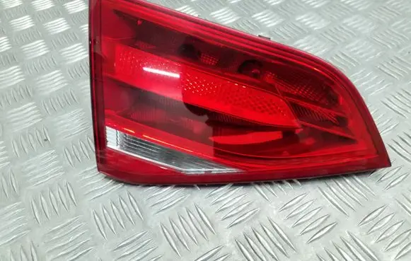 Audi A4 S4 B8 8K Tailgate rear/tail lights 8K5945093D