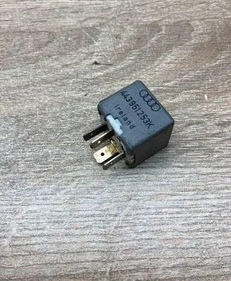 Audi 80 90 S2 B4 Other relay 443951253K 899512000