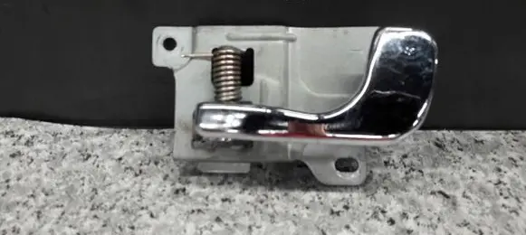 Mitsubishi Pajero Front door exterior handle