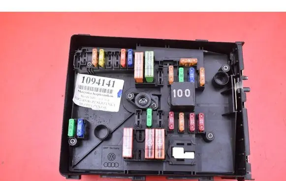 Skoda Yeti (5L) Fuse box set 1K0937125D