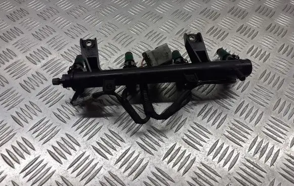 Citroen C2 Fuel main line pipe 9654913680