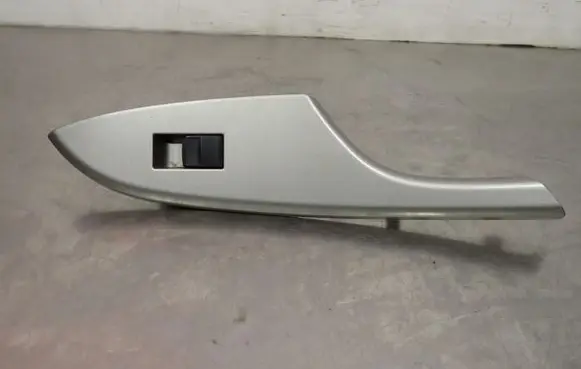 Toyota Corolla E140 E150 Quarter vent window switch 74271-02160