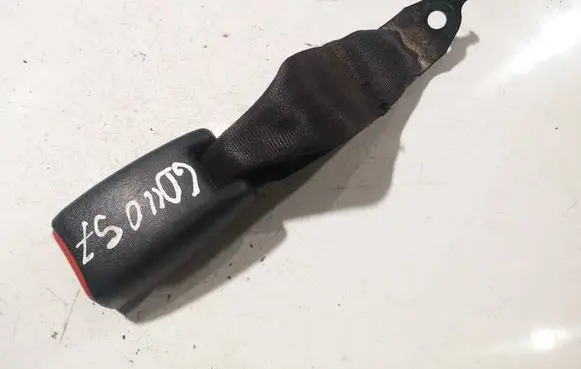 Honda FR-V Rear seatbelt buckle