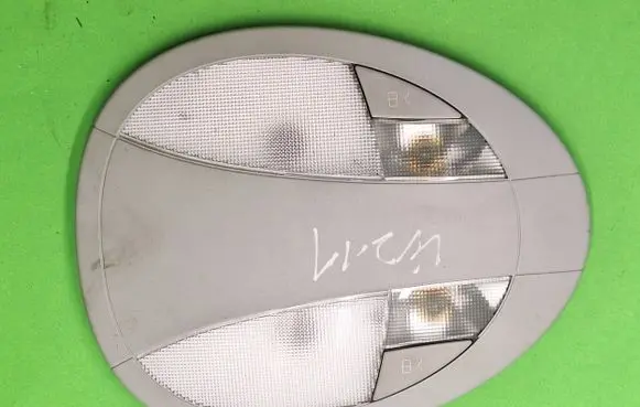Mercedes-Benz E W211 Rear seat light A2118207301 0014171611 2JA00833613