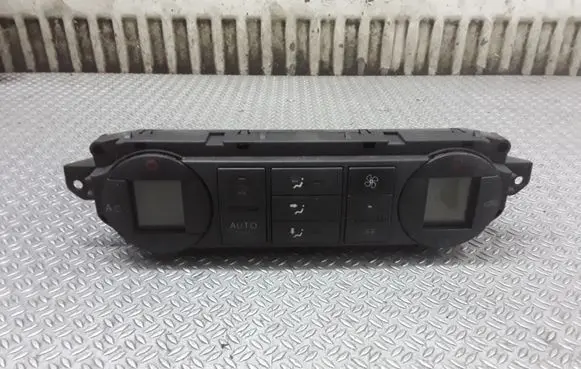 Ford Focus C-MAX Climate control unit 3M5T18C612AH