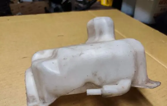 Jeep Grand Cherokee (WJ) Lamp washer fluid tank 52079798AB