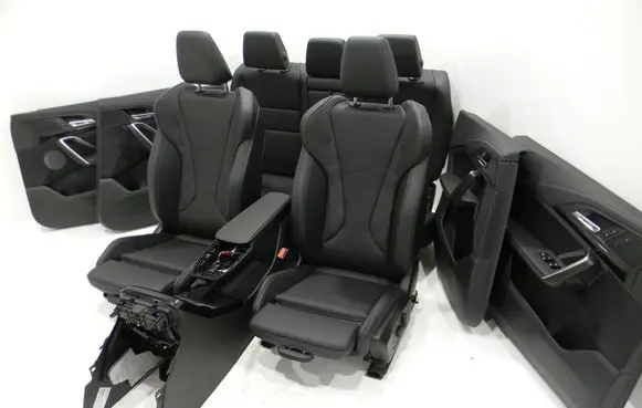 BMW X1 U11 Seat set 